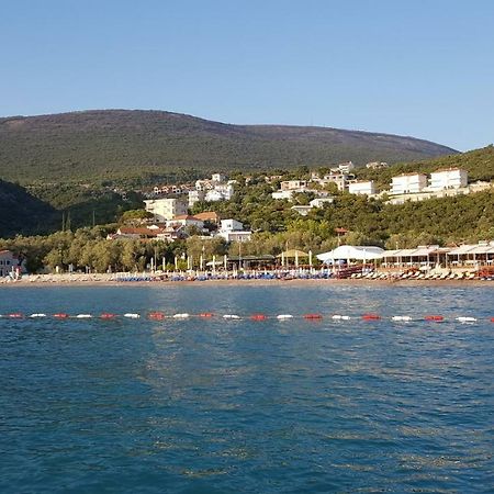 Apartmani Lazarevic Luštica Zewnętrze zdjęcie