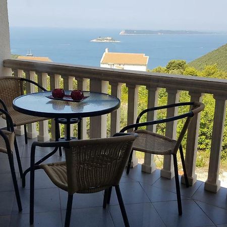 Apartmani Lazarevic Luštica Zewnętrze zdjęcie