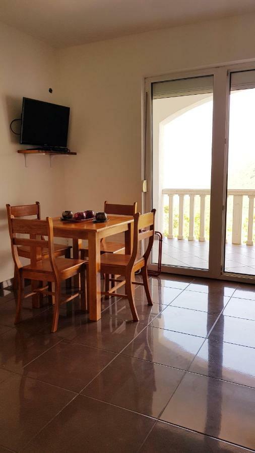 Apartmani Lazarevic Luštica Zewnętrze zdjęcie